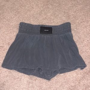 Women’s gray talentless shorts